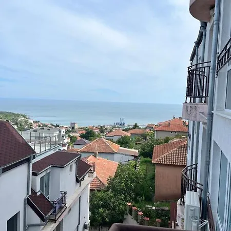 2025, New Luxury With Stunning Sea View In Family Amenities Apartment